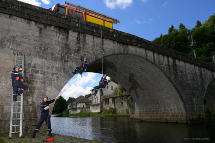 Hanging on a bridge.jpg